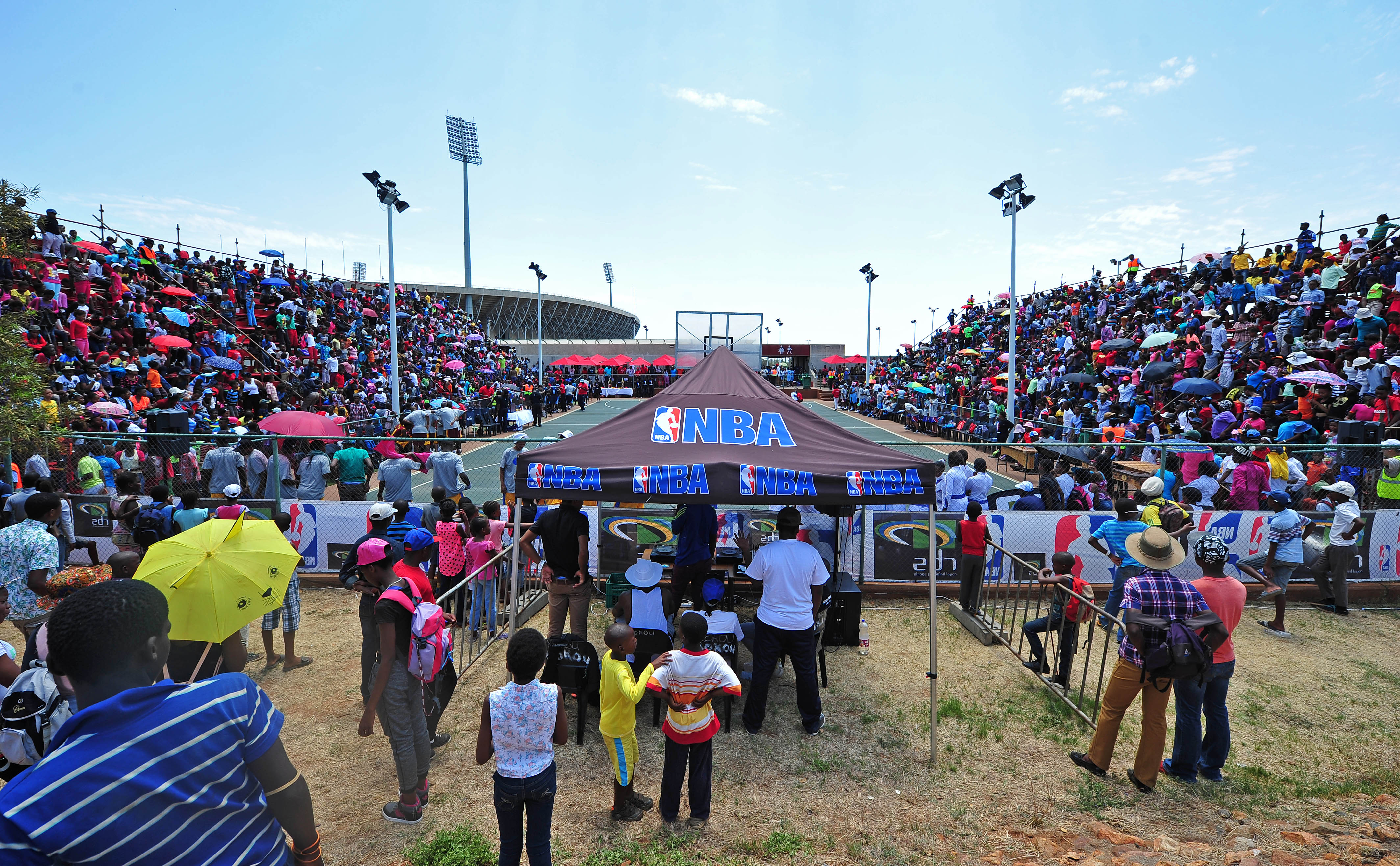 RBS Basketball League Finals: 6000 spectators came to show support, 25 October 2014